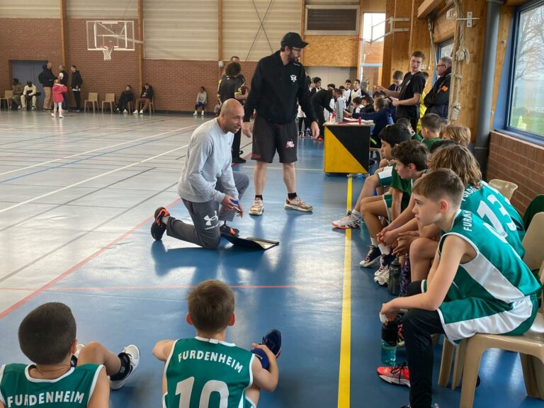 U11M
