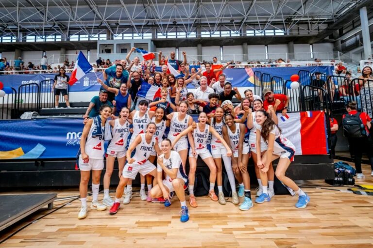 u18f_manon